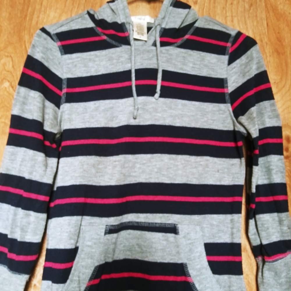 Light weight hoodie